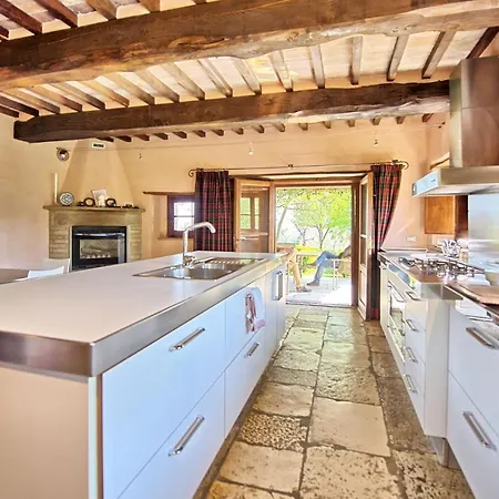 Villa Sleeps 8 Pool Wifi Monterchi